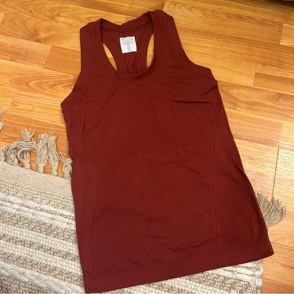 Athleta Momentum Seamless Tank - Picture 1 of 4